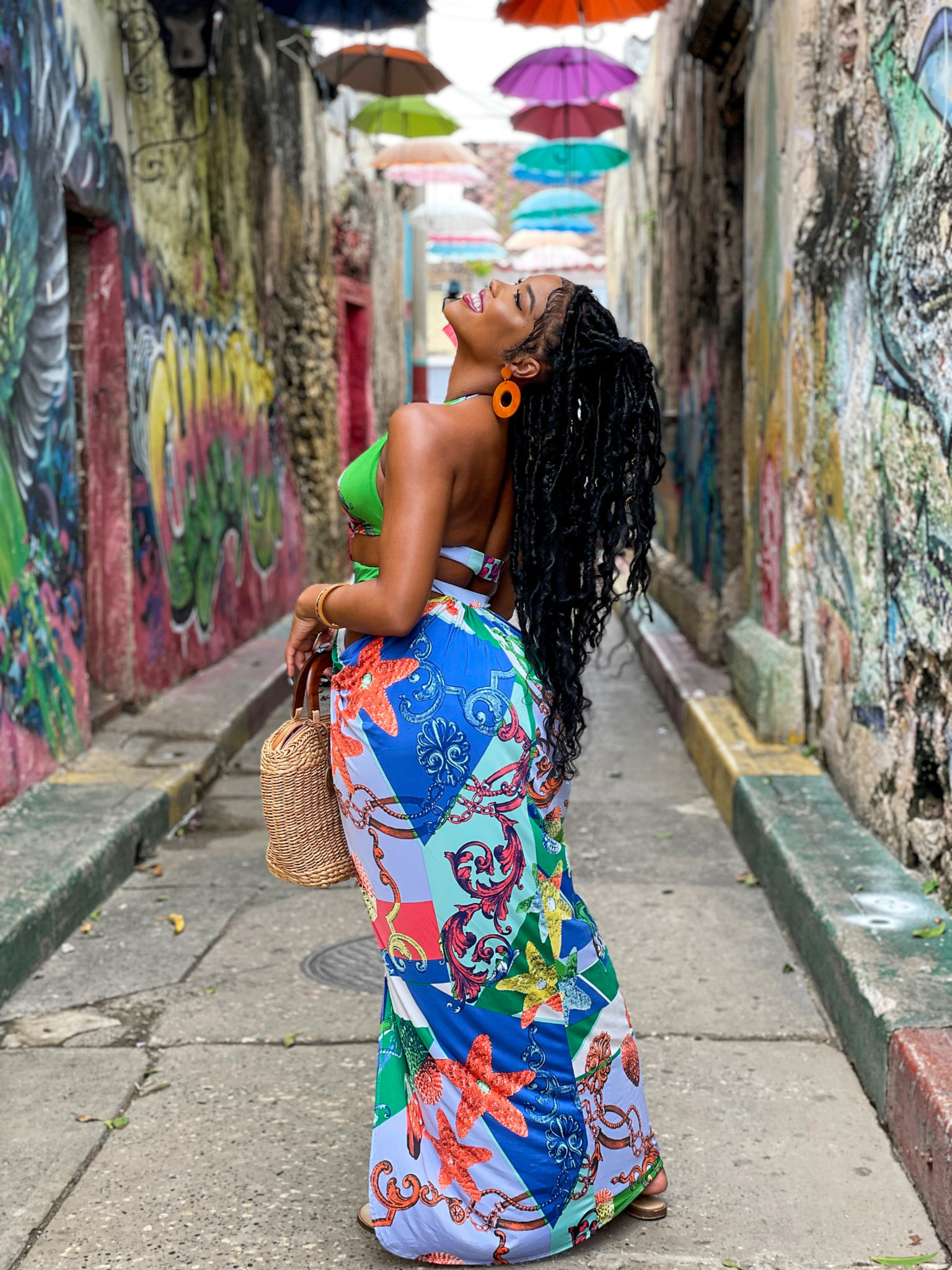 JessLeeWong Model & Social Personality